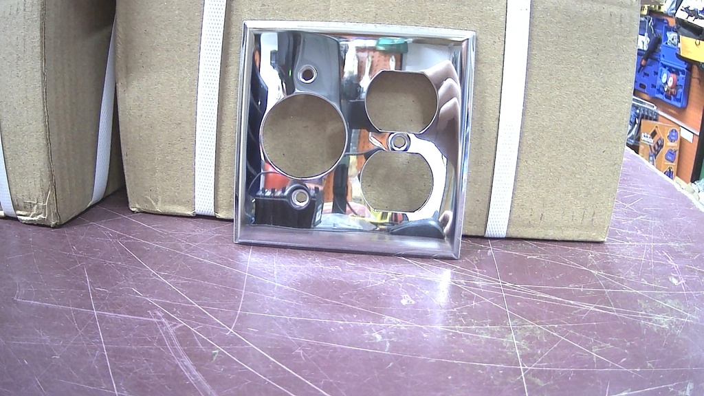 83390   2 GANG DUPLEX & SINGLE 30A CHRO