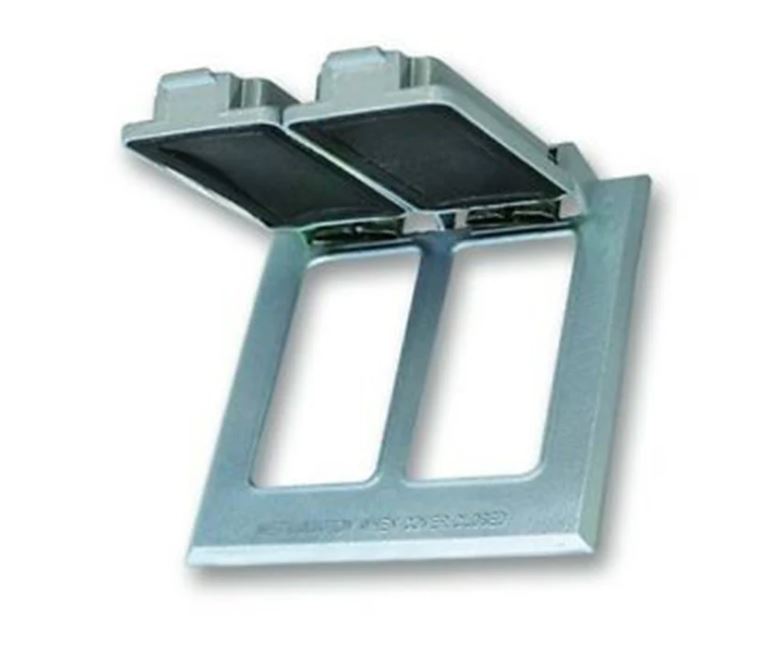 W2C-2G  2 GFCI RECEPTACLES
