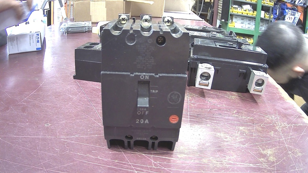 TEY320   20A  277/480V.  3P.   TYPE.TEY