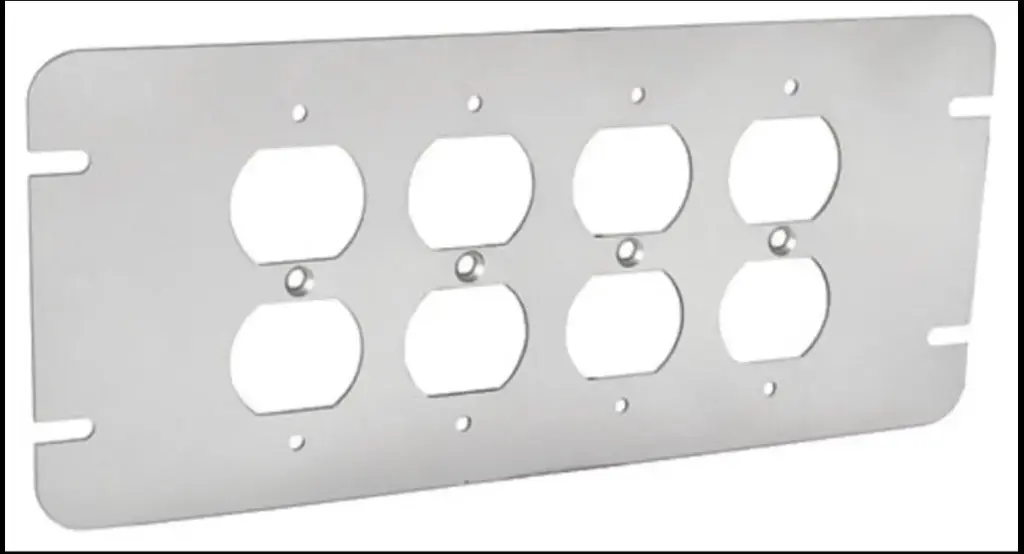 10124  4 GANG DUPLEX COVER METAL