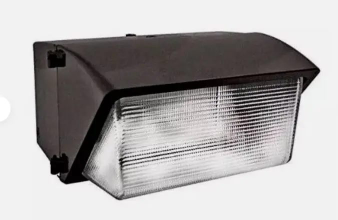 L-1764-400W-MH   400W  METAL  HALIDE  WALL PACK