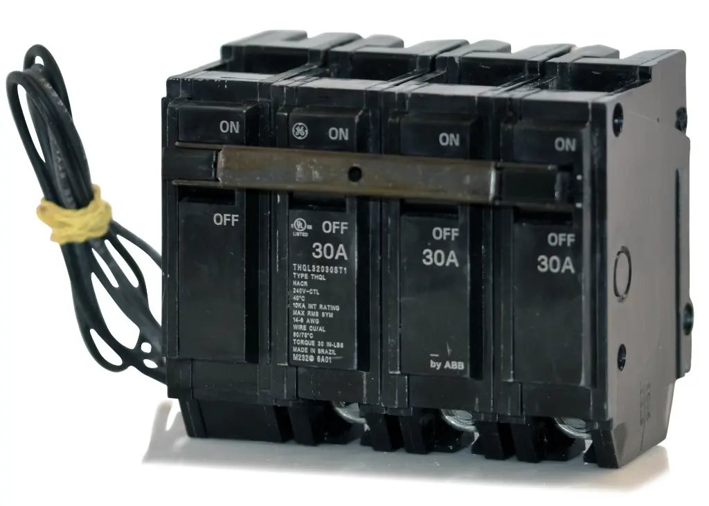 THGC3210WL    BREAKER  3P  100A  GE  FEED  THRU