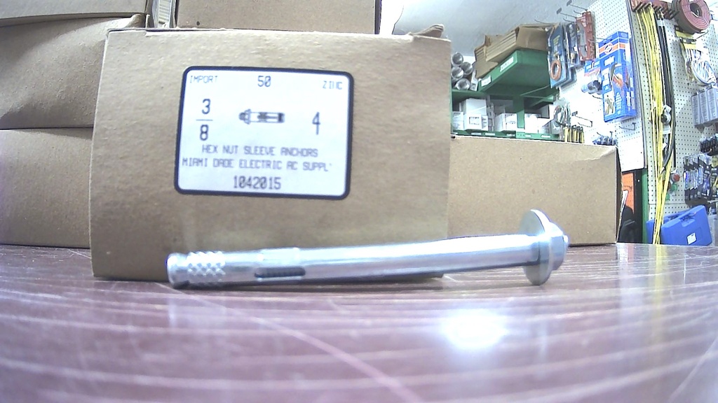 KR12 1042015   SLEEVE ANCHOR  3/8X4