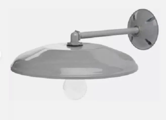 L-1704  DECORATIVE FARM LIGHT