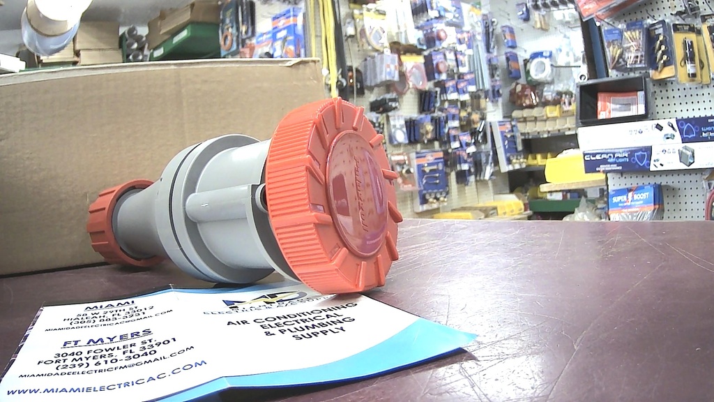 EB730336 730336  IND RECPET 63A .380-415V.3P+E.PALAZZOLI