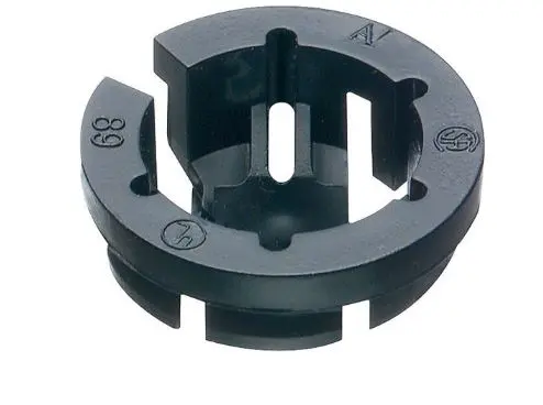 NM940 PLASTIC  PUSH IN CONNECTOR 1/2"  Black Button Non-Metallic Push-In Connector 
