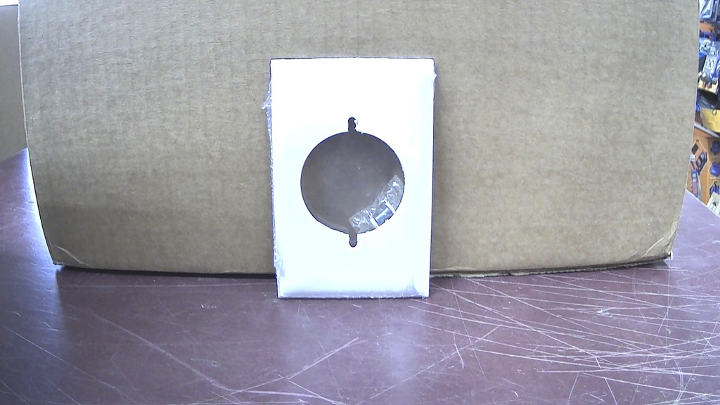 90847M  PLATE COVER 2''X4'' RANGE / DRYER WH