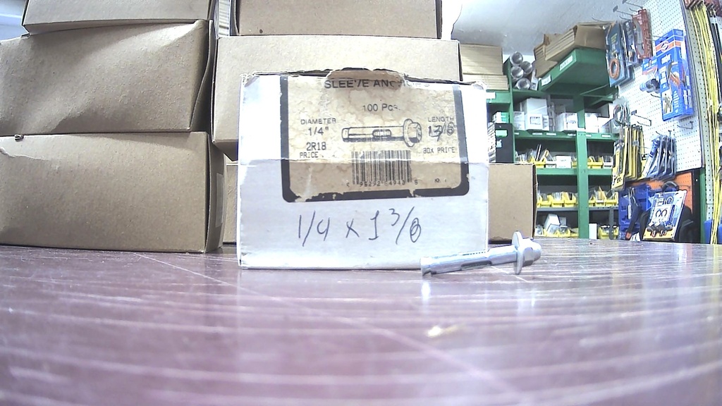 KR01 1042000 SLEEVE ANCHOR 1/4X1-3/8