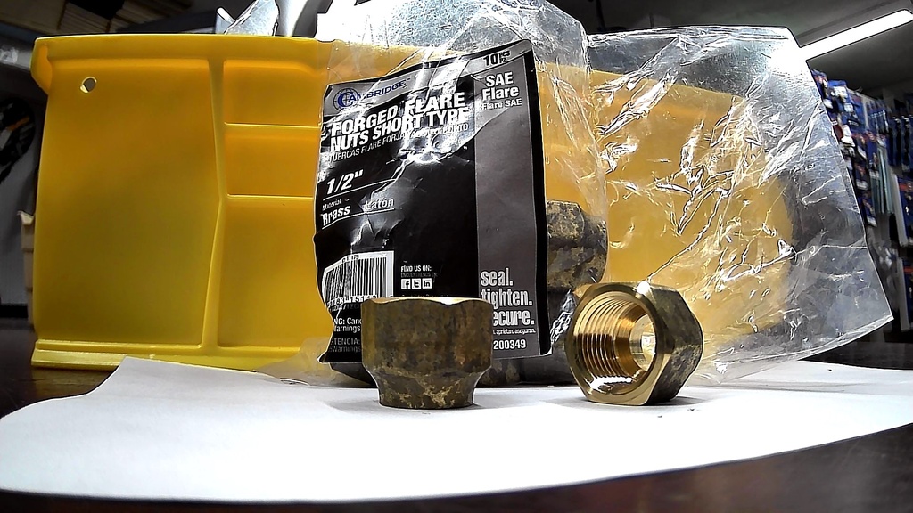 200349  FORGED FLARE NUTS SHORT TYPE 1/2 BRASS  200349