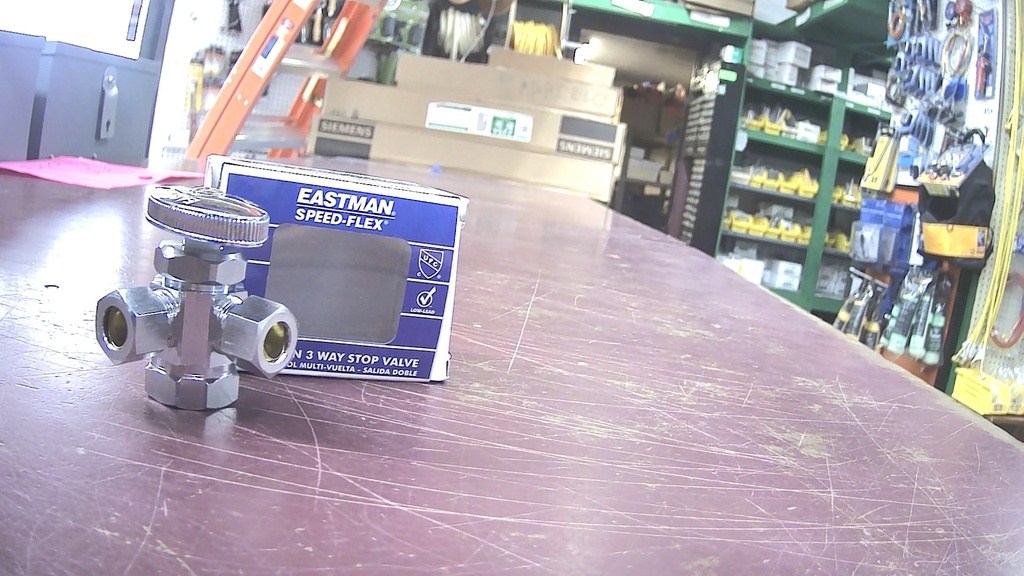 04326LF  MULTI-TURN 3 WAY STOP VALVE 1/2''FIP INLET X 3/8''OD X 3/8''OD  