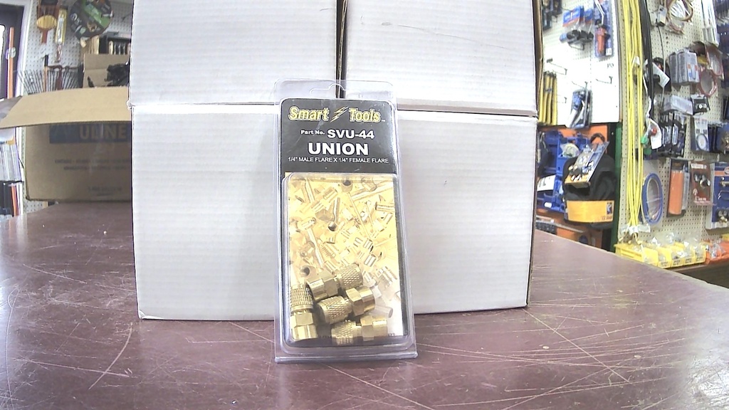 UNION 1/4 MALEFLARE X 1/4 FEMALE FLARE   SVU-44