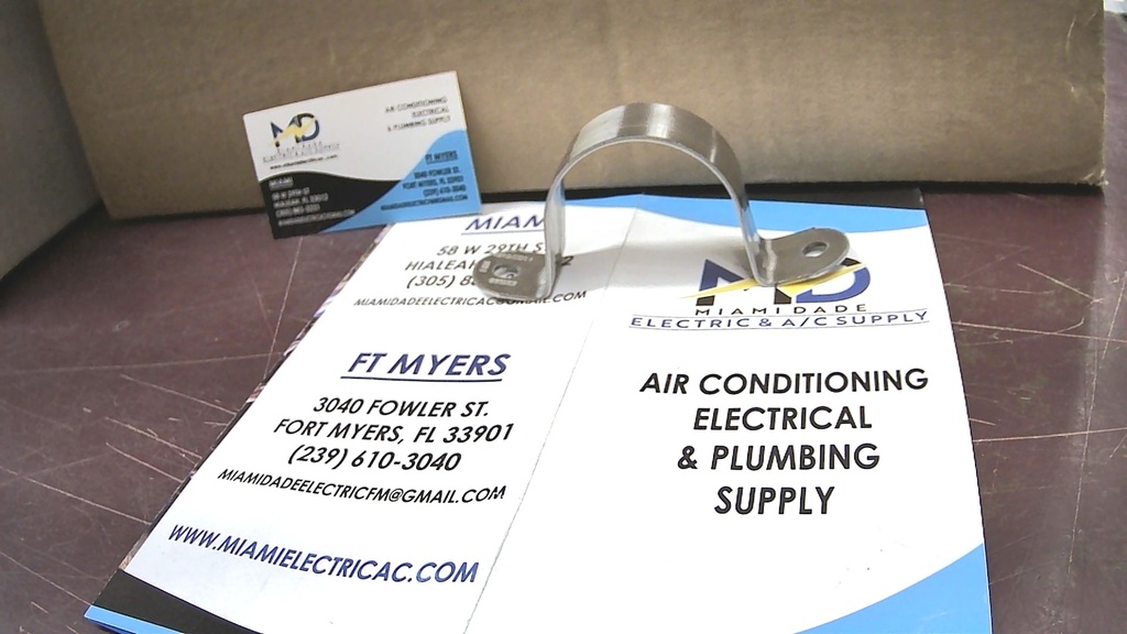 2RPSS1.50  1-1/2"   2HOLE RIGID PIPE STRAP 304 S.S