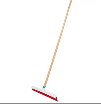 57017  16", Squeegee with Wood Handel   JALADOR DE PLASTICO