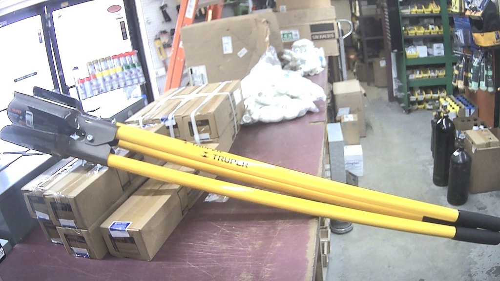 100174  FIBERGLASS HANDLE POST HOLEDIGGER 45'' 