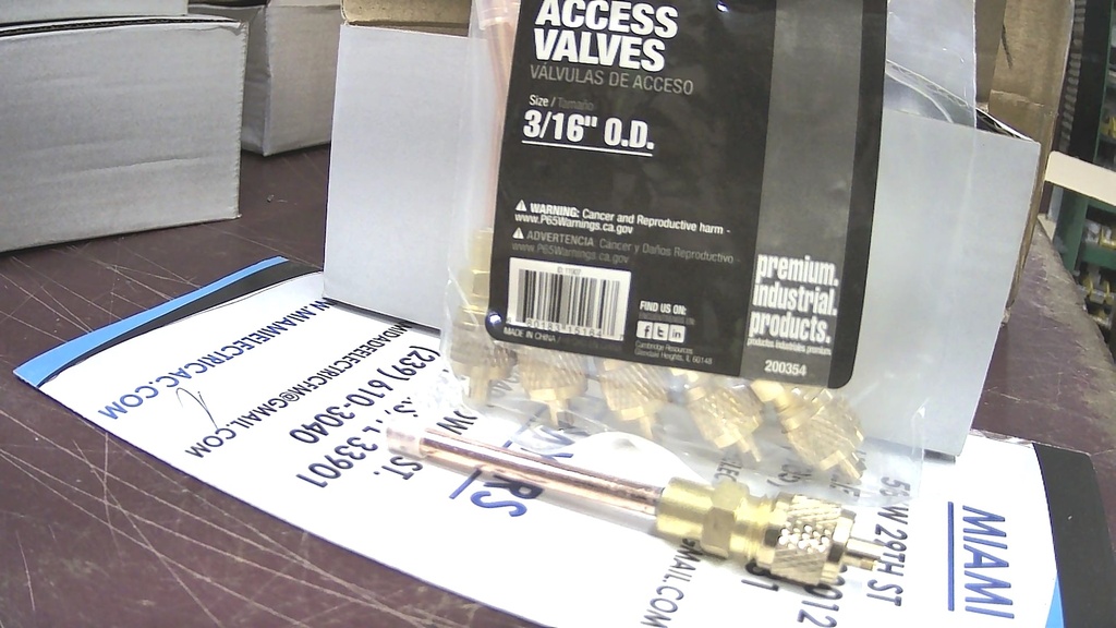 200354  ACCESS VALVE 3/16'' 