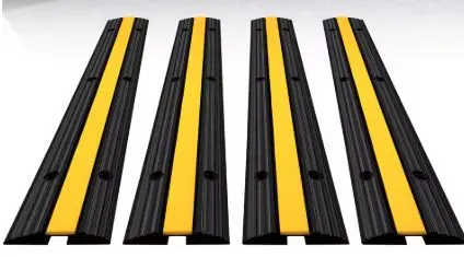  VEVOR Cable Protector Driveway Ramp Modular Rubber Speed Bump 1 Channel Wire Cover Cord Guard for Parking Lot Warehouses