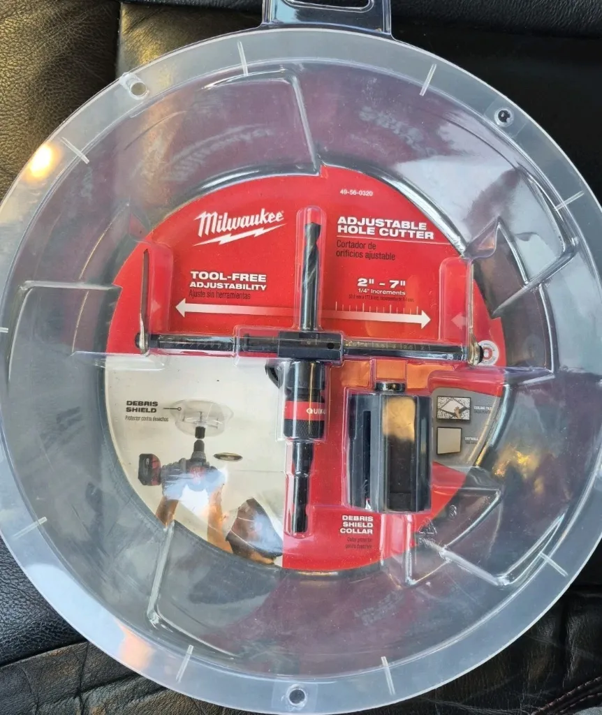 49-56-0320  MILWAUKE ADJUSTABLE HOLE CUTTER 2"X7"