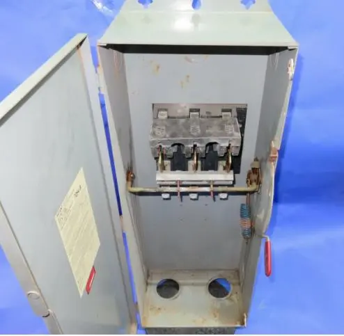 [HUN364] HUN364  200A 3P 600V IN 3N FUSIBLE  200 Amp 600v 3 Phase Non Fusible Safety Switch Disconnective