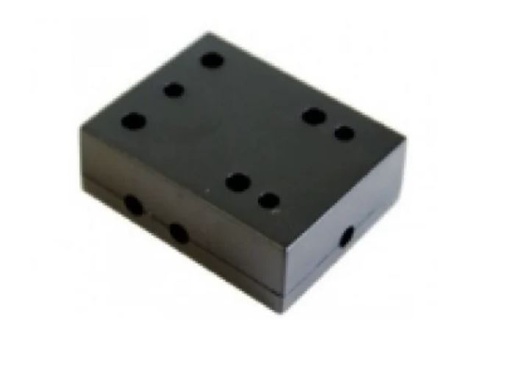 [UCRE04] UCRE04  4 OUTPUT EASY RECEPTACLE BLK.