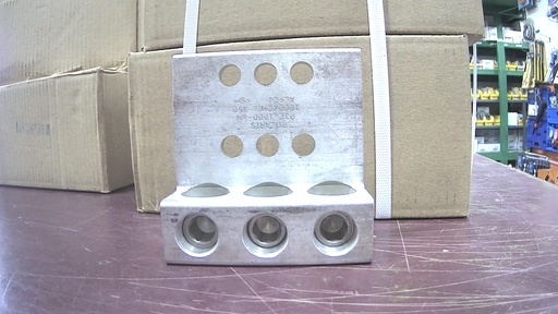 [90860] ALUM 3 COND 6 HOLE #800MCM