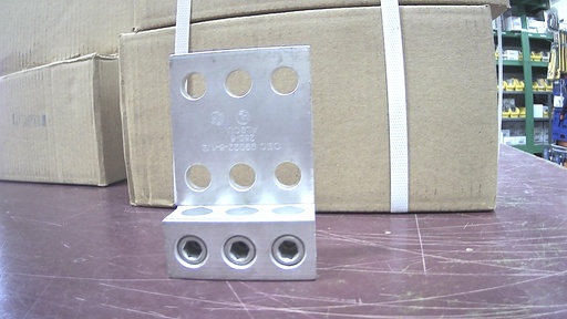 [90852] ALUM 3COND 2 HOLE #250#6SOL