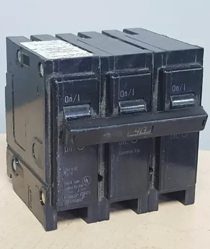 [TB340] TB340    BREAKER  3  POLE   40AMP  T&B