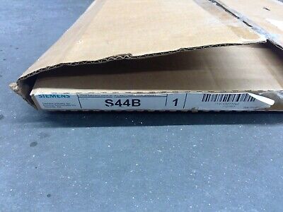 [S44B] S44B  FAS-Latch front (Surface mounted). Dimensions (H x W) IN: 44 x 20. Fits typical P1/P2 NEMA Type 1 panelboard enclosures 20 inch wide SIEMENS