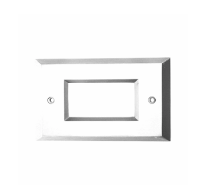 [SLT-F-WH] SLT-F-WH    LED   STEP   FACE   PLATE   WHT