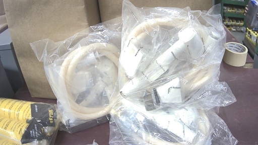 [131-002-WOH] 131-002-WOH  BIDET SHOWER SET PVC WHITE HOSE W/BRAKET AND S.S HANGER