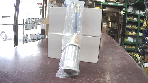 [USI2] USI2 UNIWELD SOLUTION INJECTOR 2OZ WITH 1/4 FIL