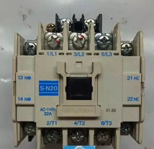 [F32A2P110V 02053] F32A2P110V 02053 CONTACTOR 32A 2P 110VAC