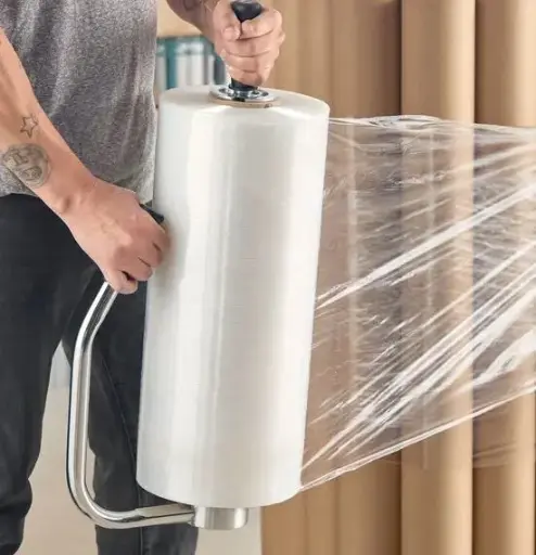 [PLASTIC] PLASTIC ROLL  RETACTILAR Clear LLDPE plastic provides excellent clarity Stretch Wrap